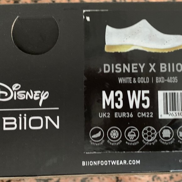 Disney Golf Shoes - Picture 4 of 5